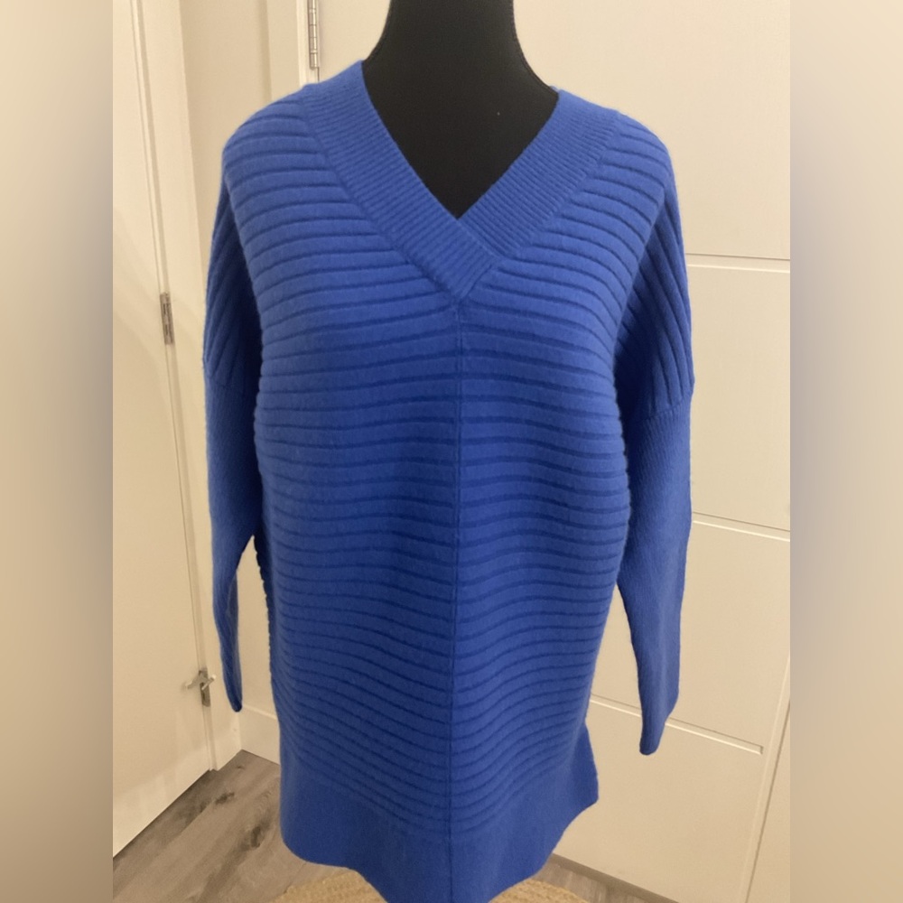 Papillon Vibrant Blue Long Ribbed Knit Sweater .